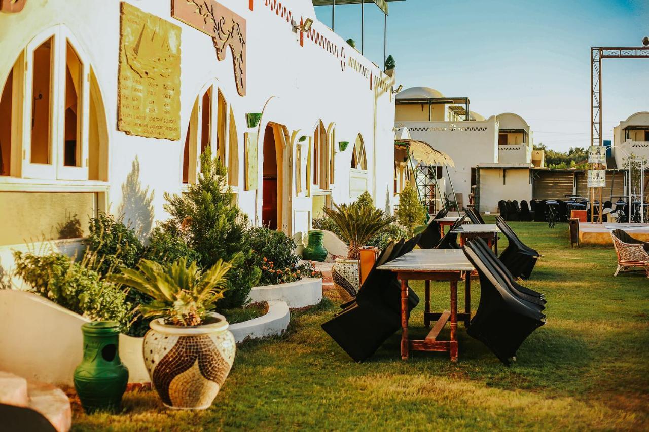 Lake House By Tunisia Green Resort Qaryat at Ta'mir as Siyahiyah Exteriör bild