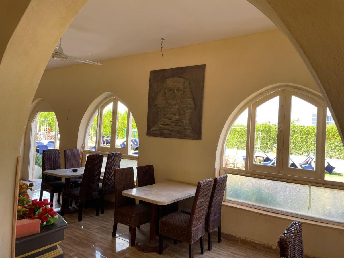 Lake House By Tunisia Green Resort Qaryat at Ta'mir as Siyahiyah Exteriör bild